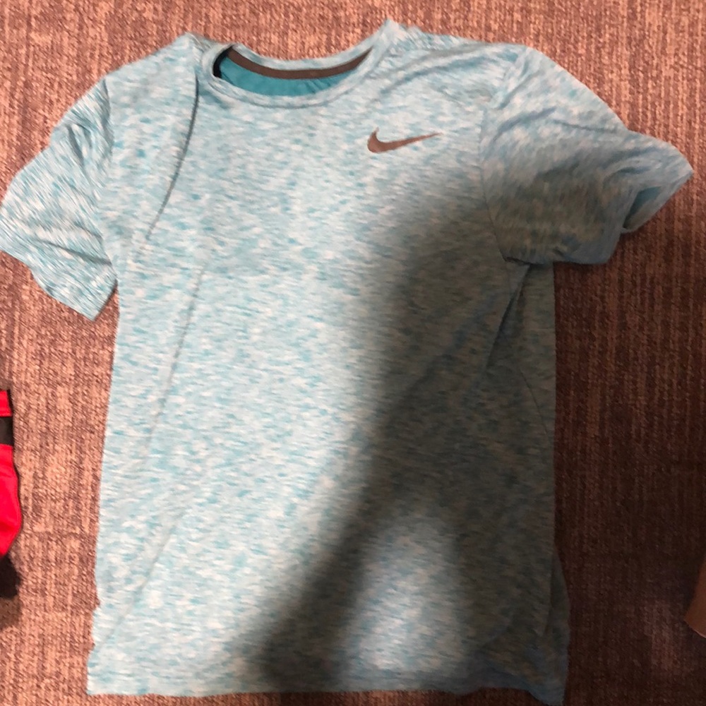 Nike dri-fit t shirt